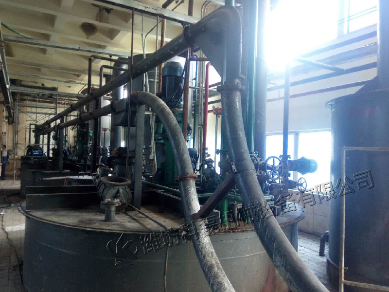 管鏈輸送機為硫磺的密閉無塵輸送保駕護(hù)航 第2張